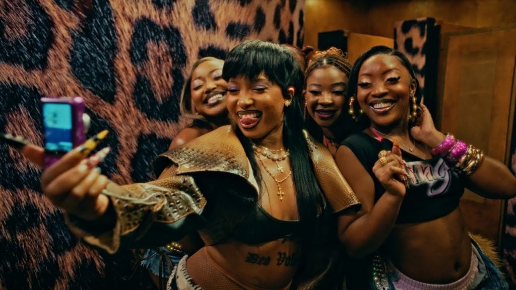 Uncle Waffles – Zenzele Ft. Royal Musiq, Uncool MC, CowBoii & Xduppy