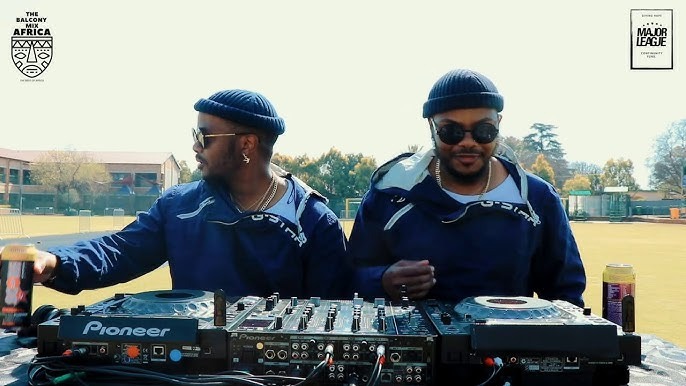 Major League DJz & DJ Jaivane – Balcony Mix Africa w/ DJ Jaivane at Fourways Farmers Market, JHB (Amapiano x Afro House Mix 2025)
