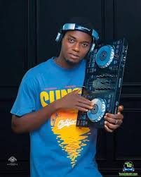 DJ Valentino