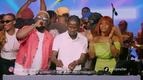 DJ Muller - LIVE DRUMS & HYPEMEN Vol.4 (Amapiano Afrohouse Mix) Ft Dave Drums, Hypeman Edoboy 